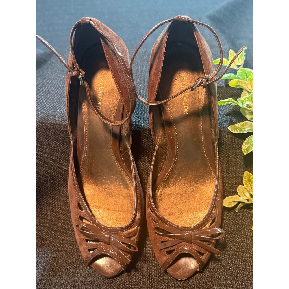Liz Claiborne Brown Suede Peep Toe Ankle Strap Heels Bow Detail Size 8.5